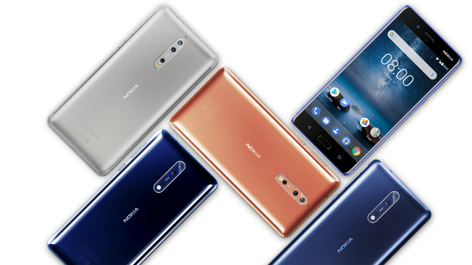 Nokia 8 -puhelimia