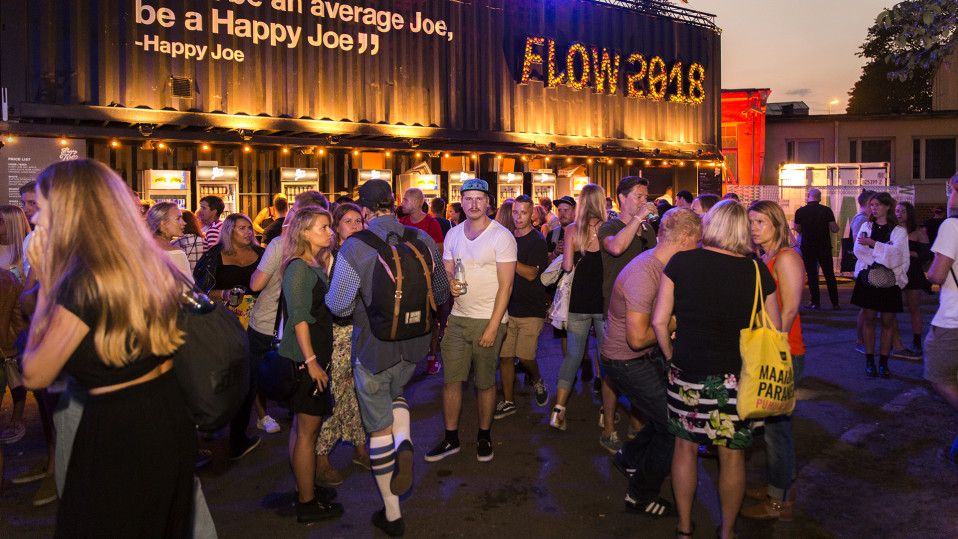 Ihmisiä Flow-festivaaleilla.