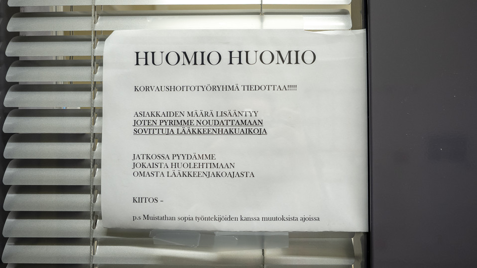 lauppu ikkunassa
