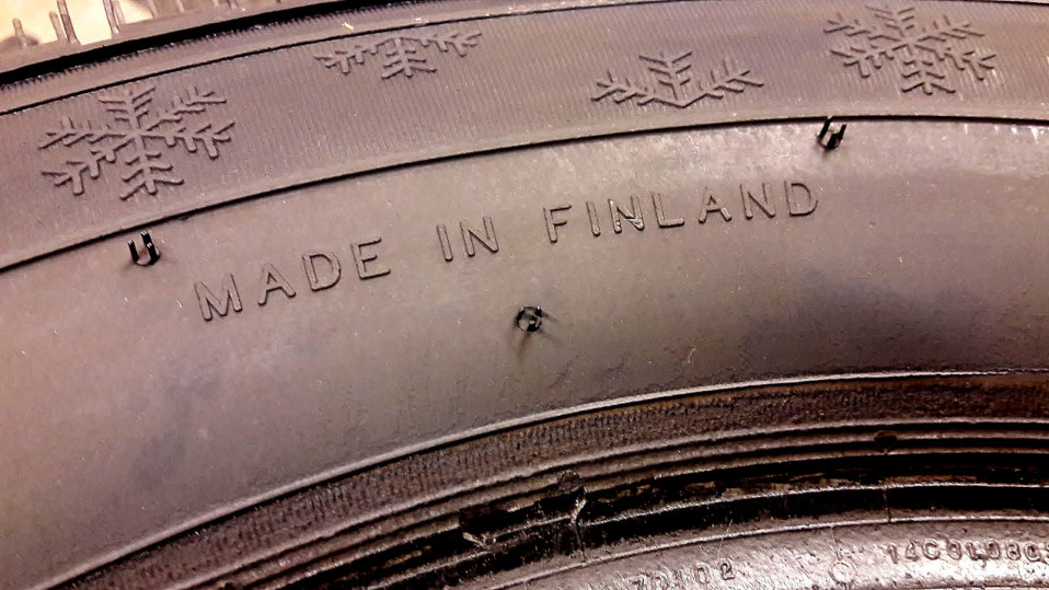 Rengasvalmistaja.