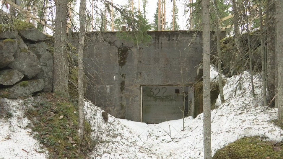 Miehikkälässä sijaitsevan miehistökorsun suuaukko.
