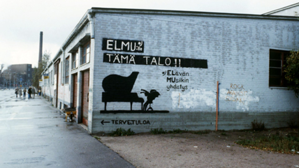 Lepakko syksyllä 1979.