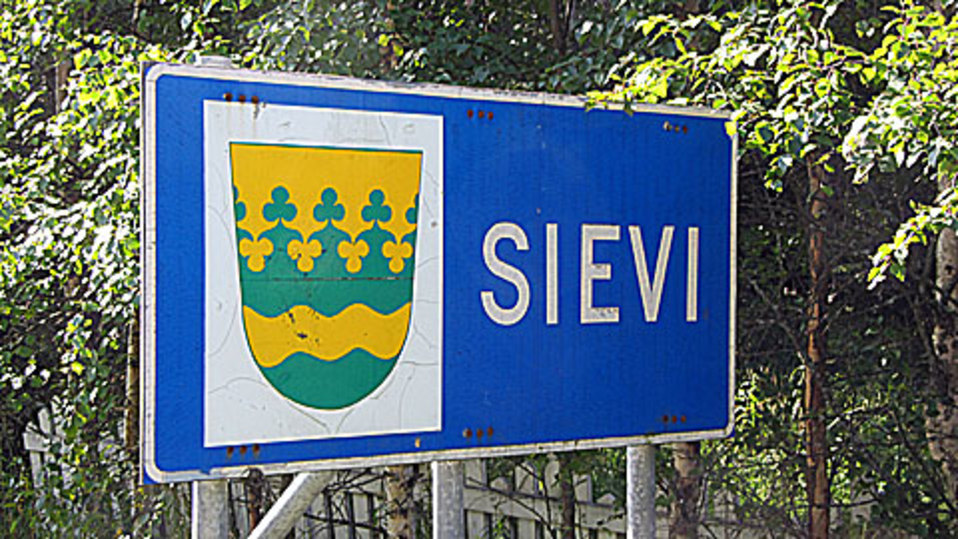 Sievin kunnan kyltti.