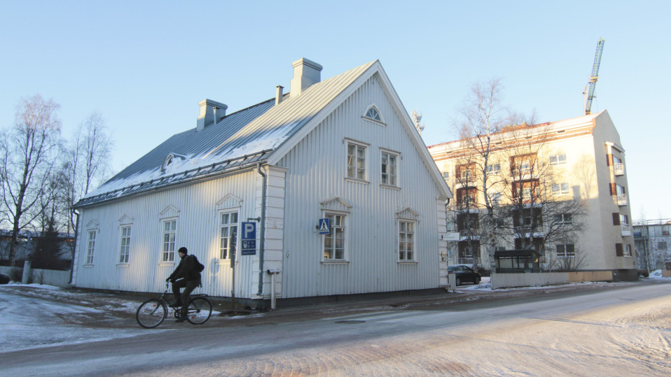 Tyttöjen talo avattiin syyslomaviikolla Rovaniemen Kansakadulla.