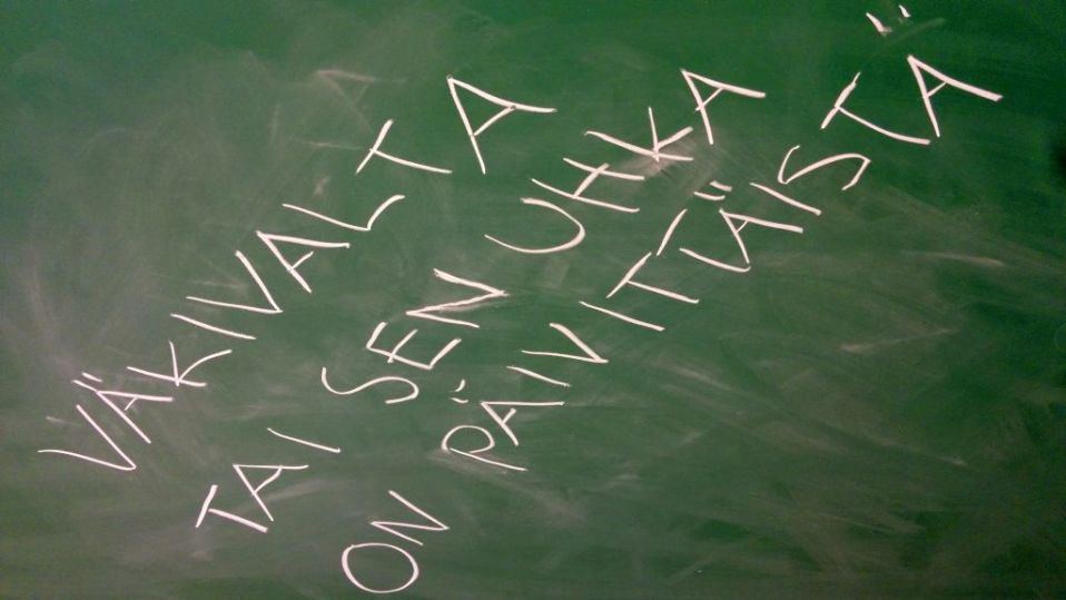 Väkivalta taui sen uhka on päivittäistä-