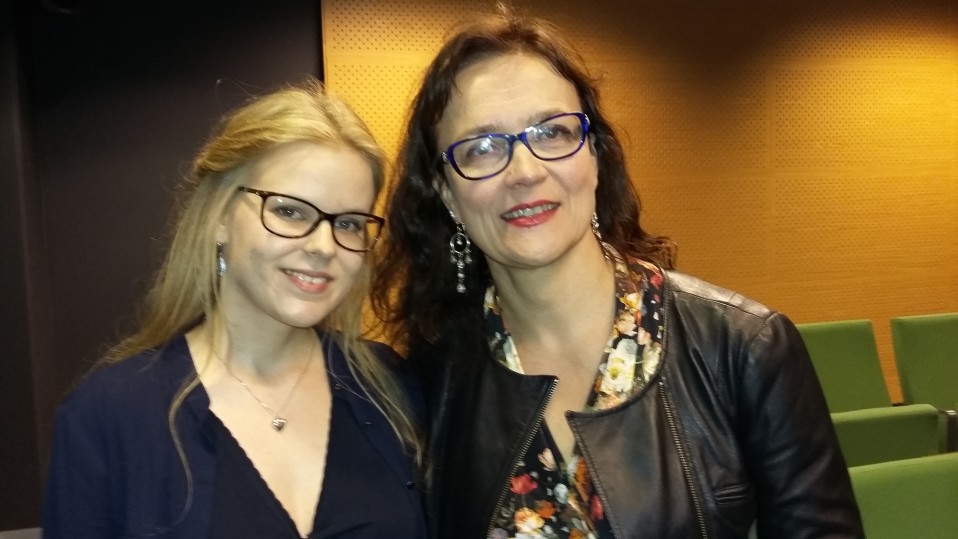 Oona Turunen ja Leena Väisälä.