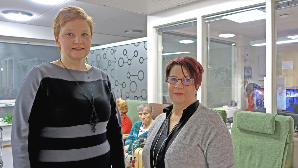 Palvelujohtaja Arja Laitinen ja yksikönjohtaja Riikka Ahtila