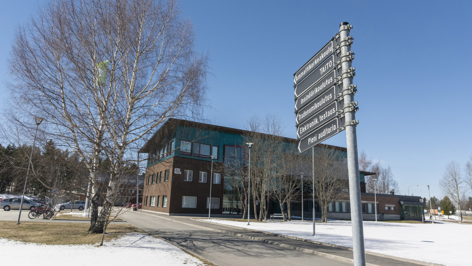 Kajaanin ammattikorkeakoulun rakennus