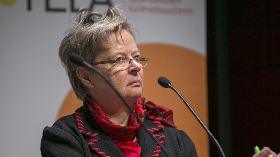 Liisa Jaakonsaari.