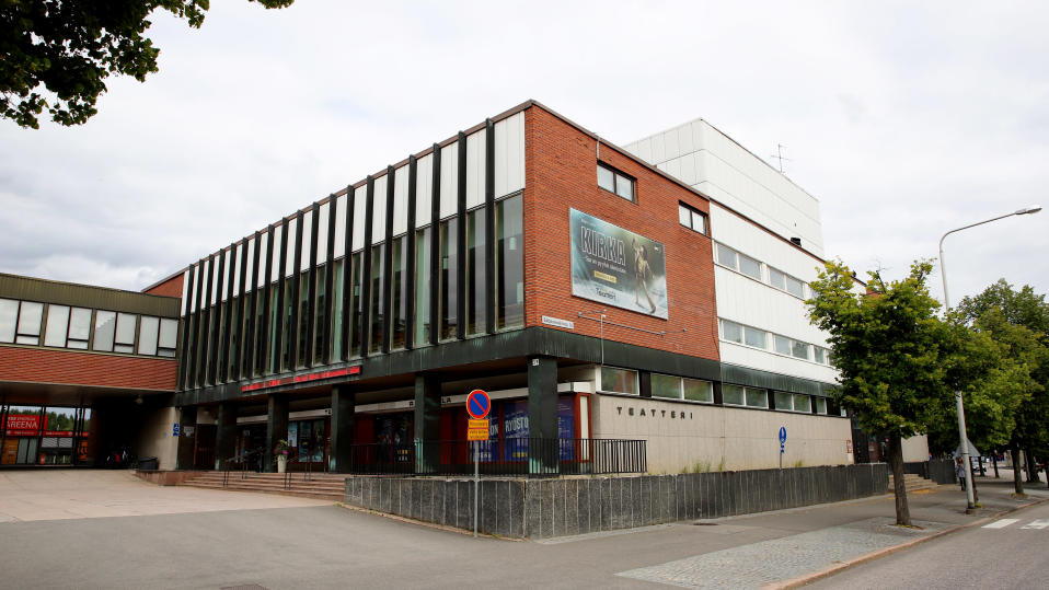 Kouvolan teatteri ulkoa