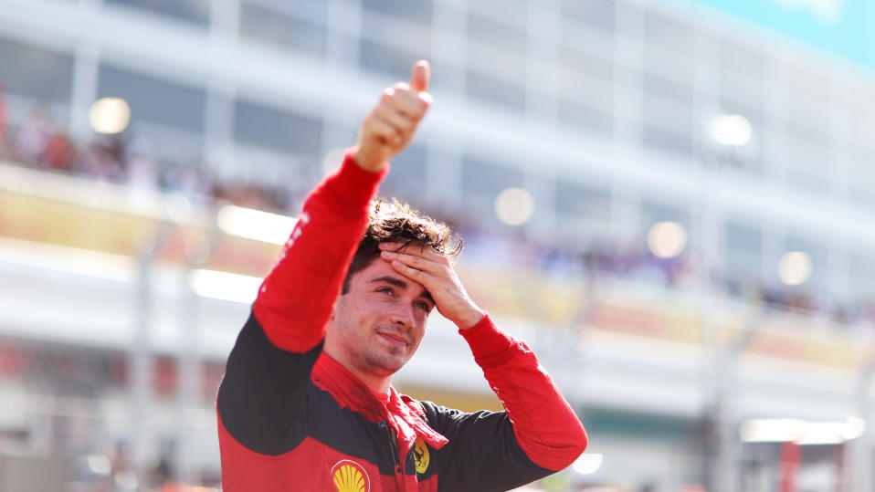 Charles Leclerc nosti peukkua Miamin paalupaikan jälkeen.