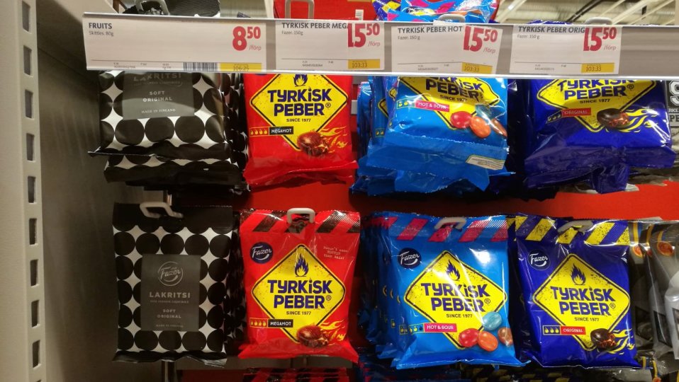 Turkinpippureita tukholmalaisessa kaupassa