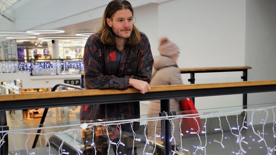 Matti Tuomaala ostoskeskuksessa