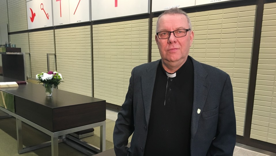kirkkoherra Keijo Gärdström, Kouvolan keskuskirkko, alttari, alttaritaulu