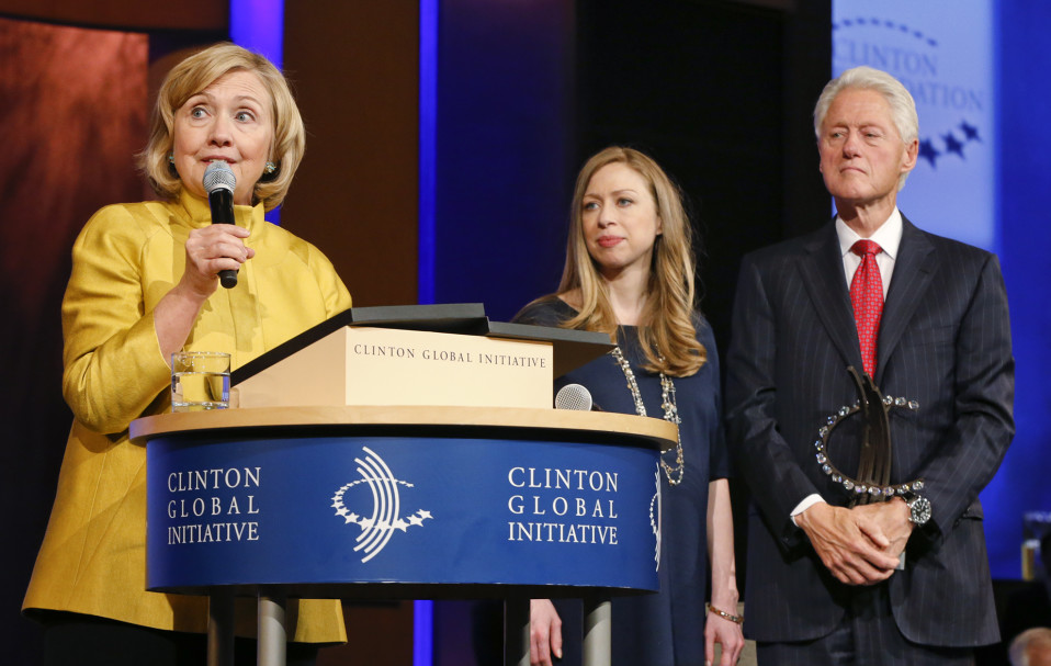 Hillary Clinton puhumassa Clintonien säätiön tilaisuudessa syyskuussa 2014.