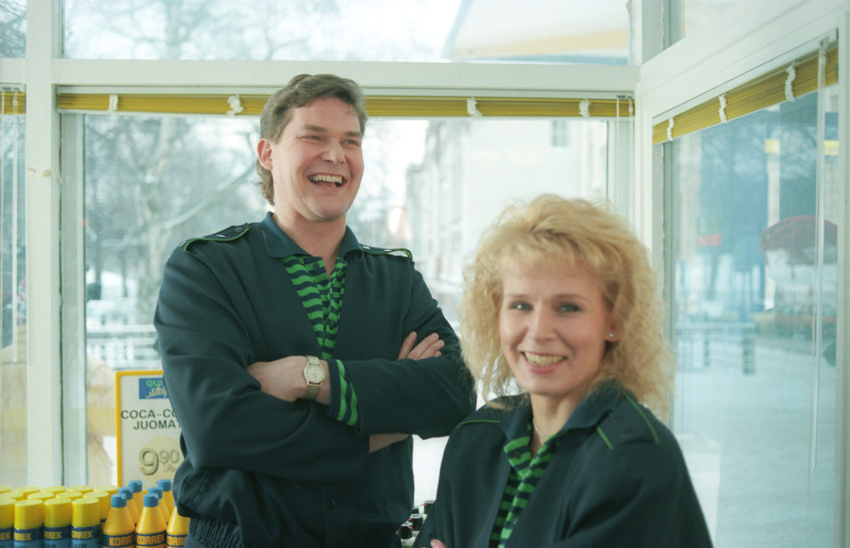 Risto Aution esittämä Hannes Luotola ja Anitta Niemi Karin Luotolana.