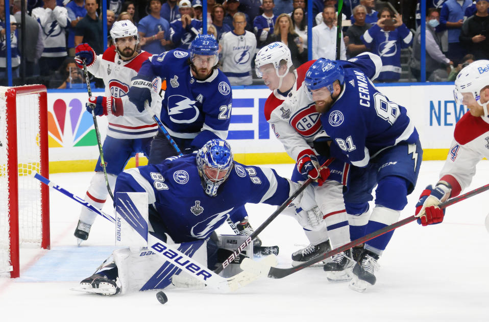 NHL.