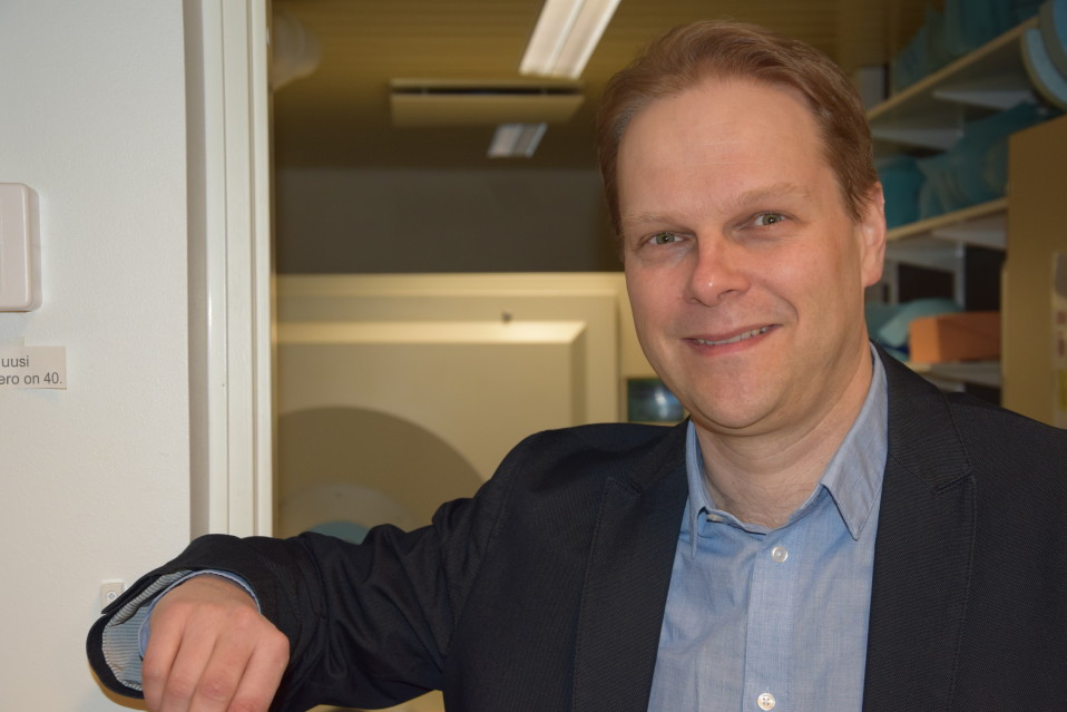 Apulaisprofessori Lauri Nummenmaa
