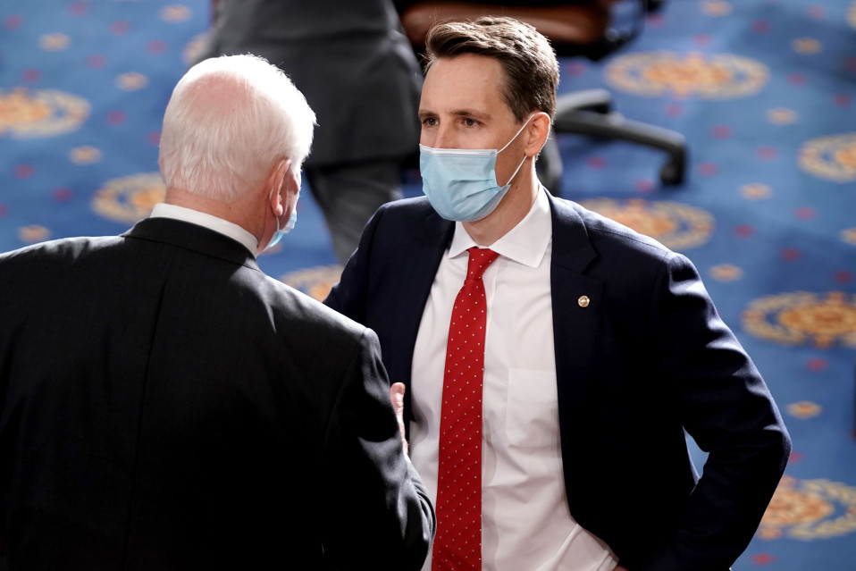 Missourin senaattori Josh Hawley.