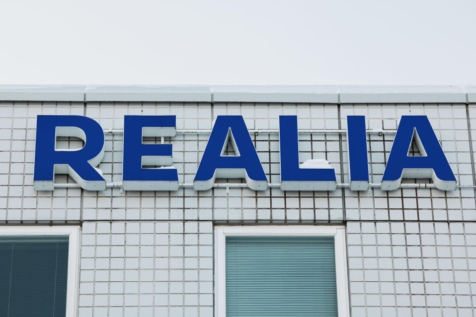 Realia groupin logo.