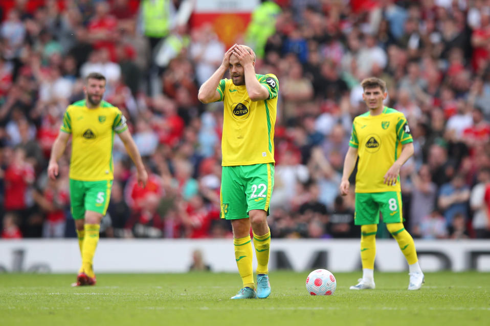 Teemu Pukki pettyi tappioon Manchester Unitedille.