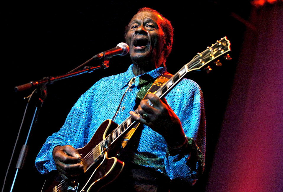 Chuck Berry esiintymässä vuonna 2005.
