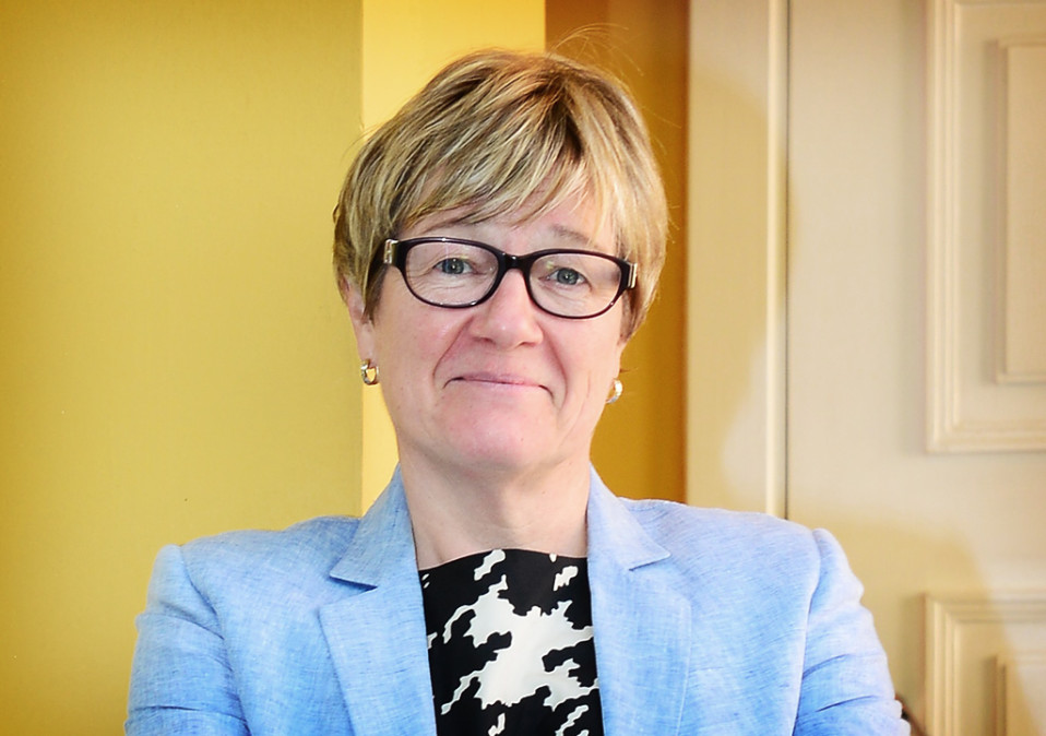 Suomen Intian-suurlähettiläs Nina Vaskunlahti.