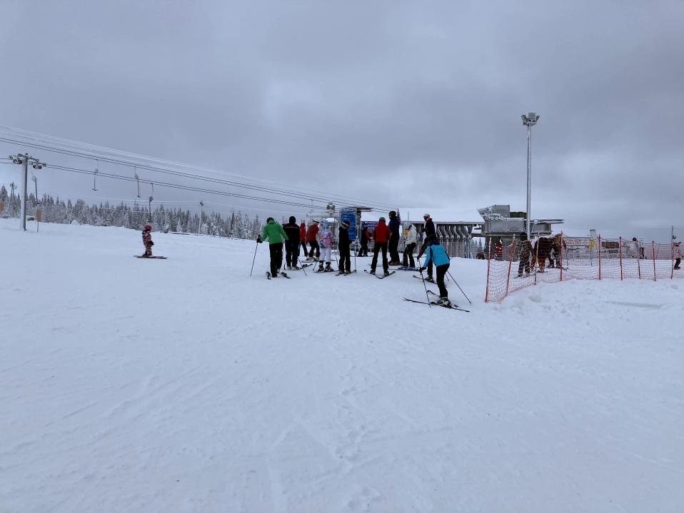 Ylläksella lasketaan myös joulukuussa.