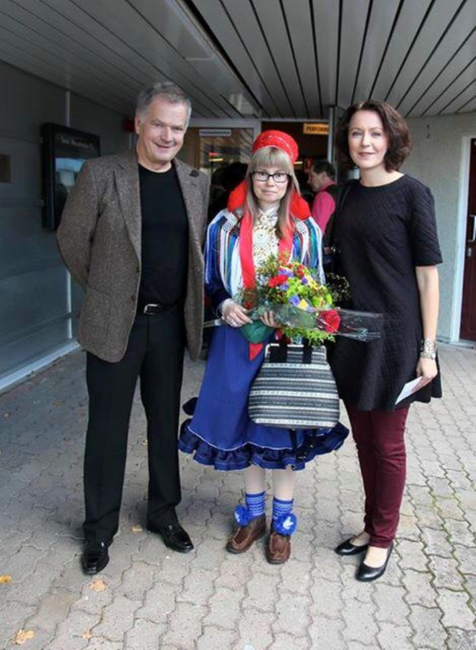 Sauli Niinistö, Outi Länsman ja Jenni Haukio Turku girjemeassuin 2015.