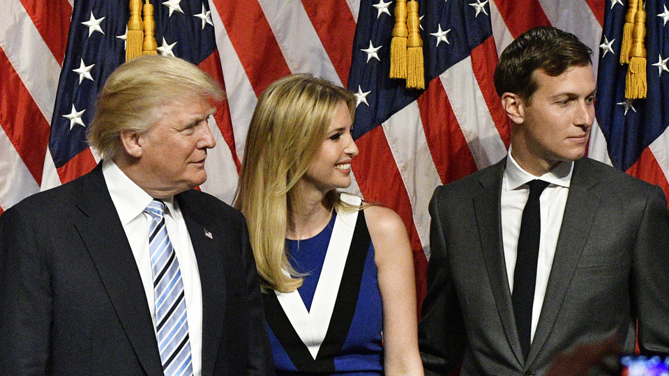 Donald Trump, Ivanka Trump ja Jared Kushner.