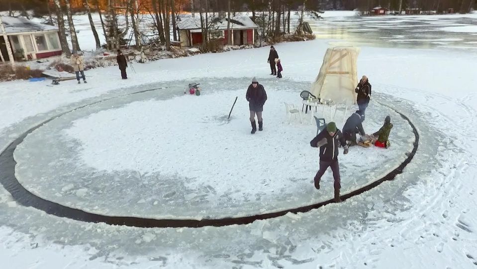 Janne Käpylehdon ensimmäinen jääkaruselli syntyi loppiaisviikonloppuna Lohjan Kirmusjärvelle.