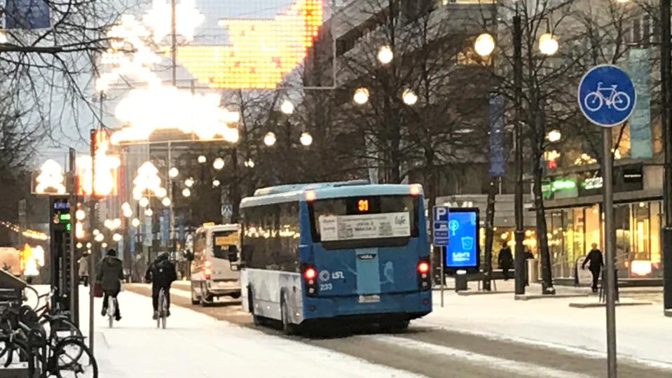 Lahden Aleksanterinkadun liikennettä