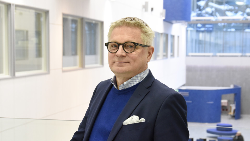 Kuopion yliopistollisen sairaalaan vuoden 2019 alussa aloittava uusi johtajaylilääkäri Antti Hedman.