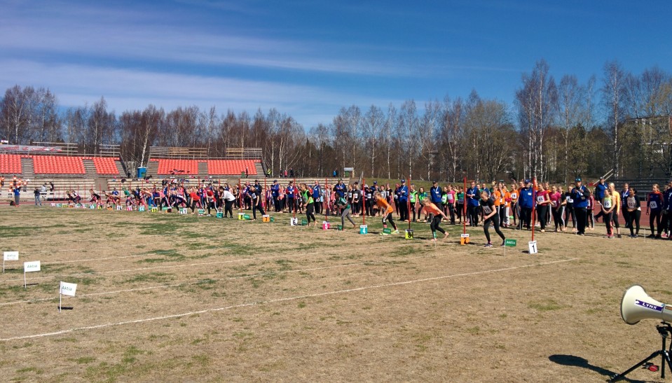 Kouluviestikarnevaalin tunnelmaa perjantaina 19.5.2017