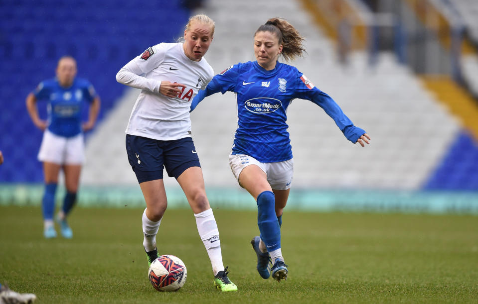Eveliina Summanen Tottenhamin paidassa ottelussa Birminghamia vastaan.
