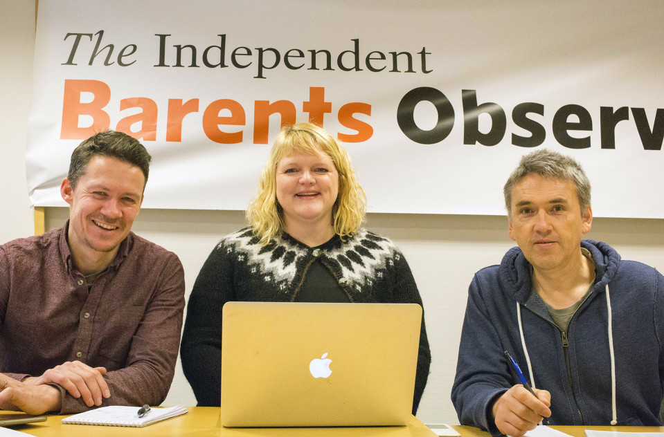 The Indendent Barents Observerin toimittajat Atle Staalesen (vasemmmalla), Trude Pettersen jaThomas Nilsen