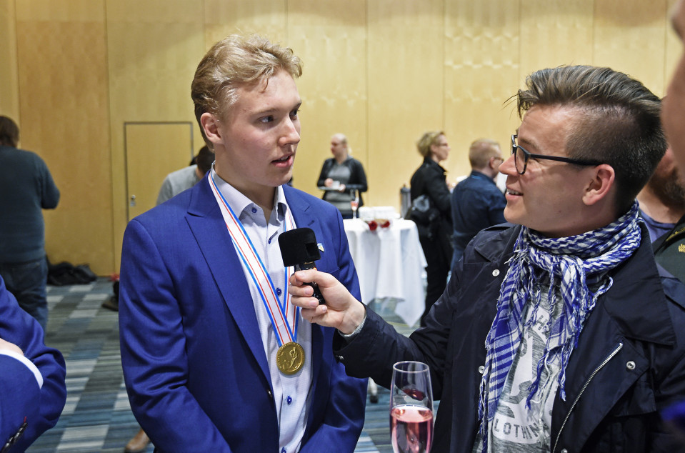 Aapeli Räsänen haastattelussa.