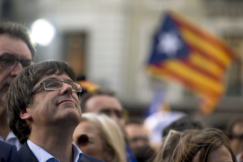 puigdemont ja lippu