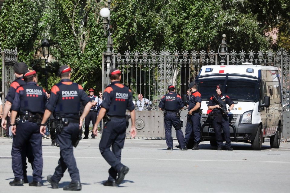 poliiseja