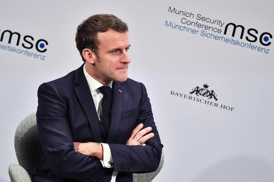Presidentti Macron varoitti Münchenissä, että Yhdysvaltojen eristäytyminen Euroopasta heikentää länttä.