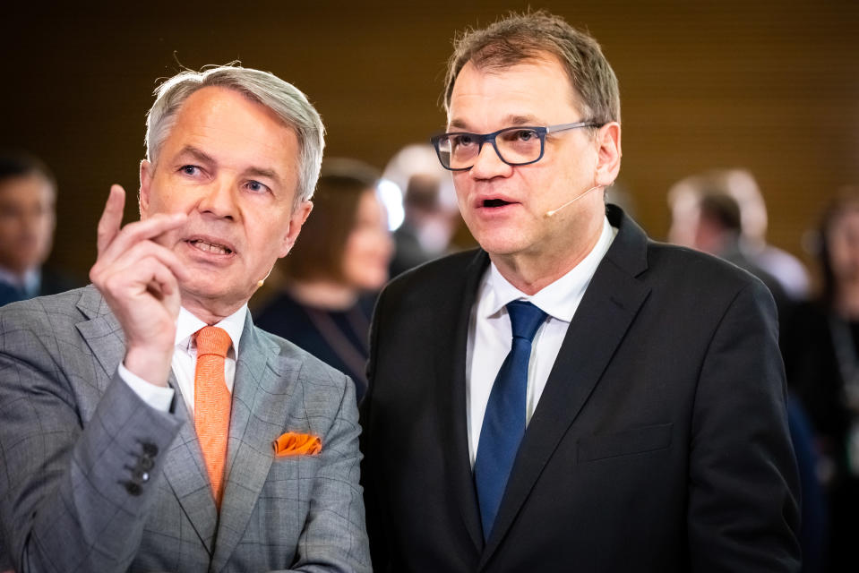 Eduskuntavaalit 2019. Pikkuparlamentin tulosilta. Vihreiden Pekka Haavisto ja keskustan Juha Sipilä.