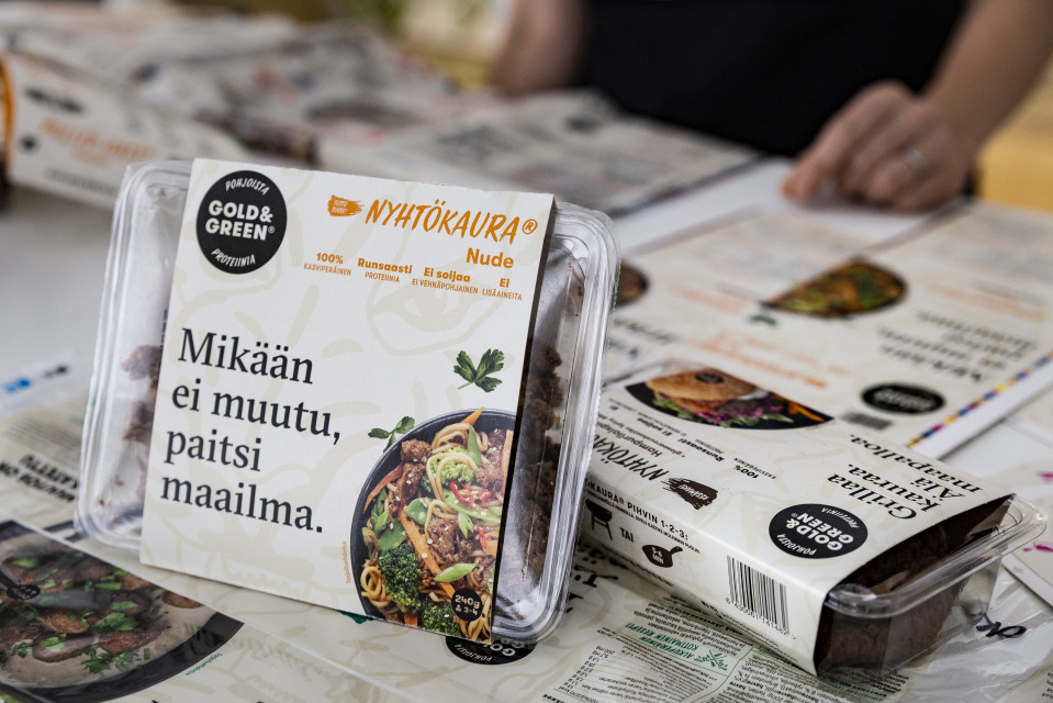 nyhtökaurapakkauksia