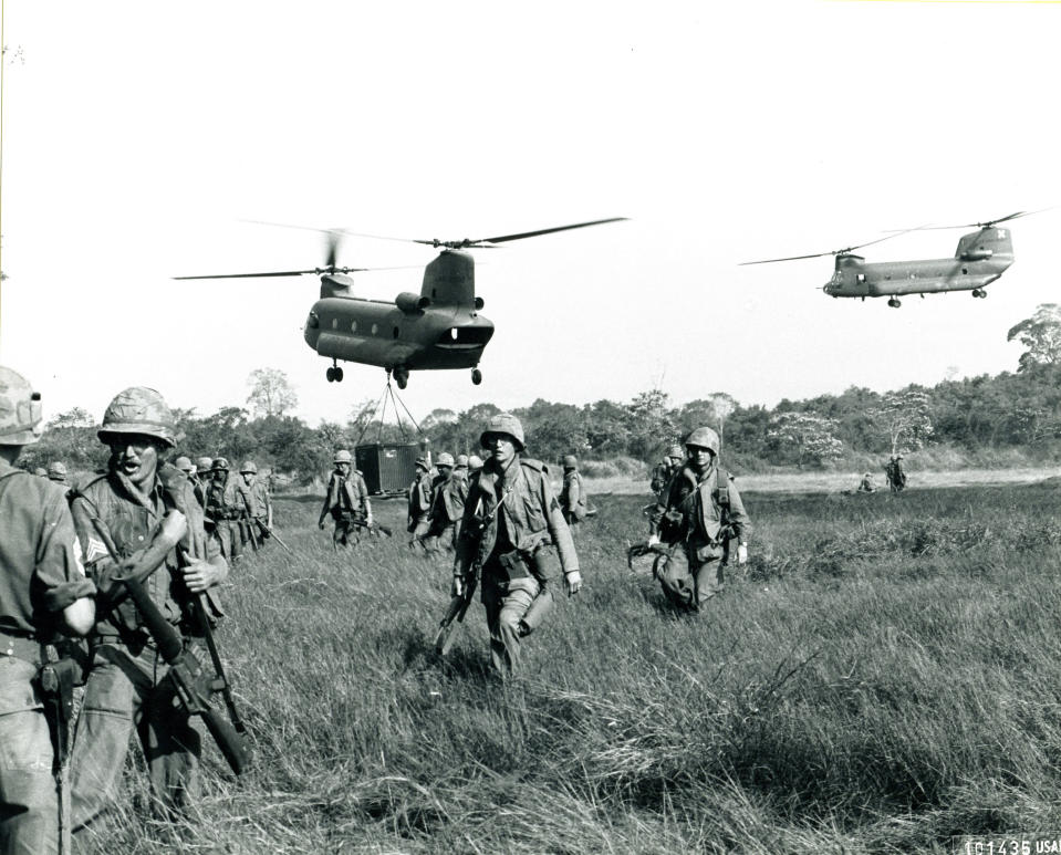 Yhdysvaltain armeijan sotilaita Vietnamissa.