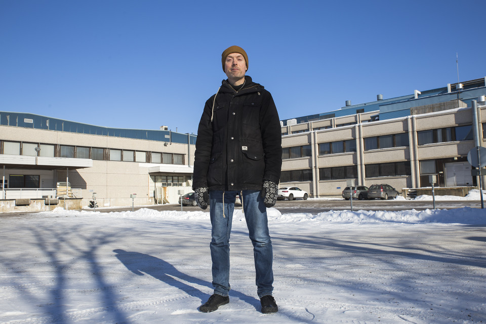 Yliopiston lehtori Rami Ratvio on opiskelijaryhmän kanssa kehitellyt uutta käyttöä myös Espoon Keran toimistokolosseihin