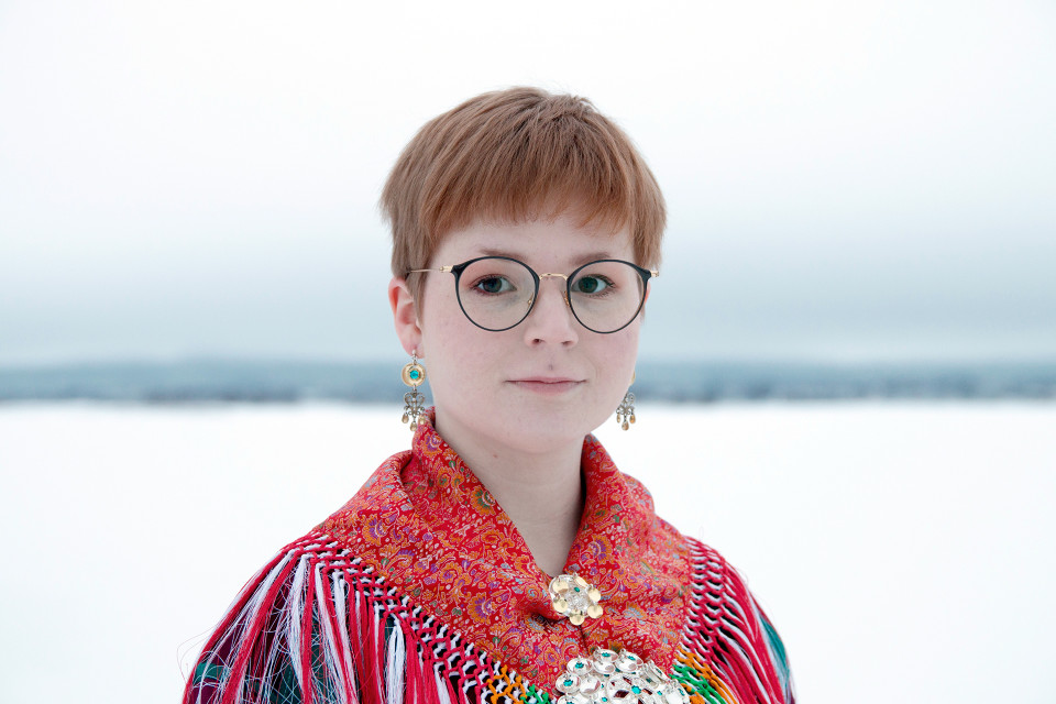 Anne Olli valittiin vuoden 2018 sateenkaarinuoreksi ja LHBTIQ-aktivistiksi.