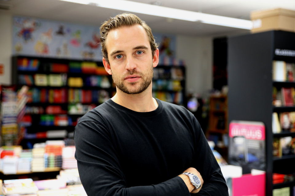 Joël Dickerin kirjoja on myyty yli 3 miljoonaa kappaletta.