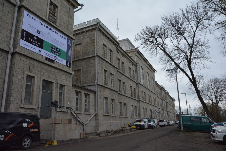 Kakolan graniittilinna