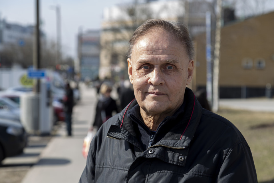 Tapio Salomaa Tikkurilassa.