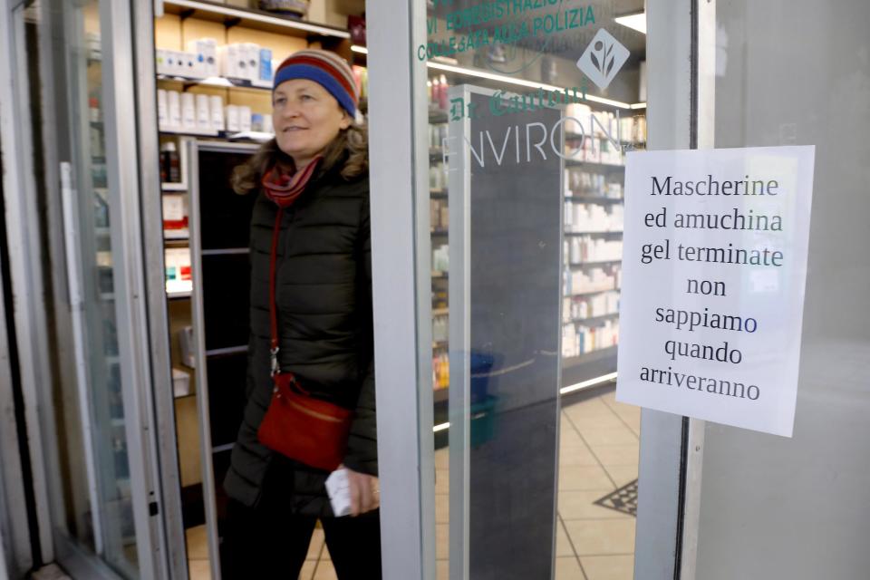 Milanossa apteekeista ovat hengityssuojat sekä desinfiointiaineet loppuneet.
