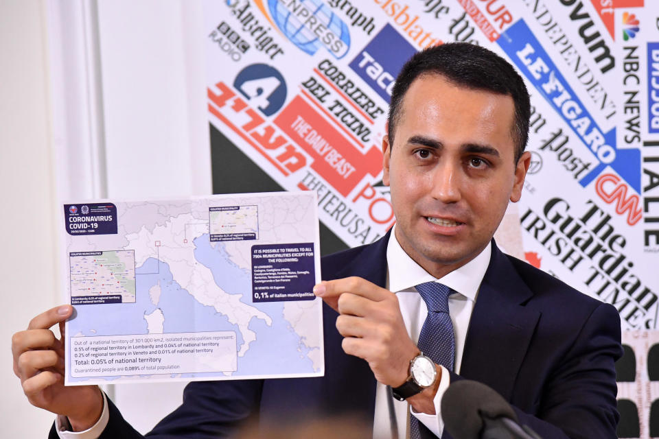 Italian ulkoministeri Luigi Di Maio kertoi torstaina ulkomaantoimittajien yhdistyksen tilaisuudessa, että koronaviruksesta on liikkeellä vääriä tietoja.